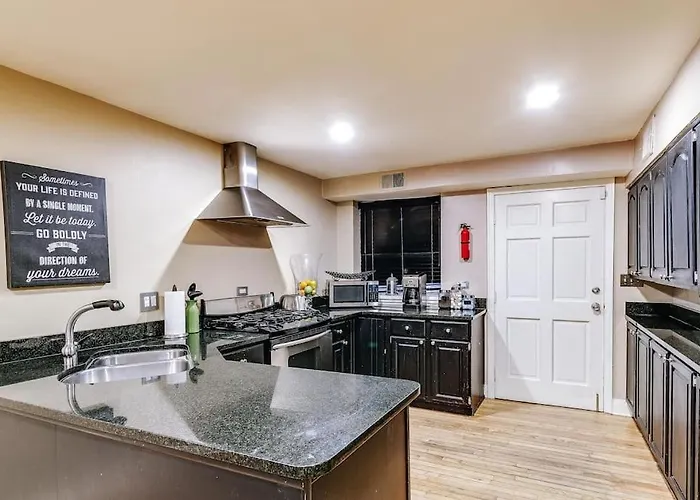 Apartamento Brownstone In Gold Coast